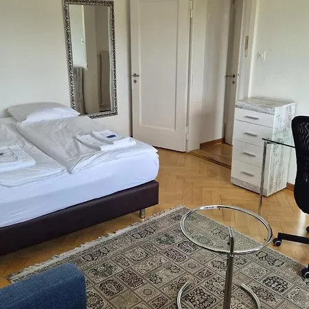 Apartment Very Spacious With Balcony - Parkview 2 Zürich