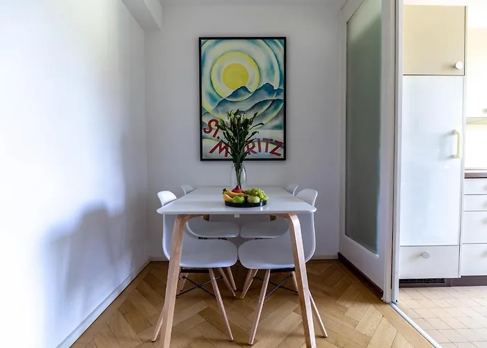 Apartment Very Spacious With Balcony - Parkview 2