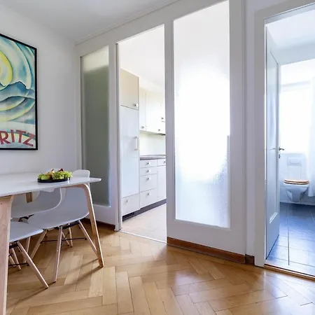 Apartment Very Spacious With Balcony - Parkview 2