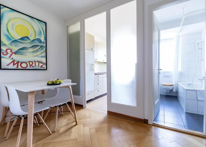 Apartman Very Spacious With Balcony - Parkview 2