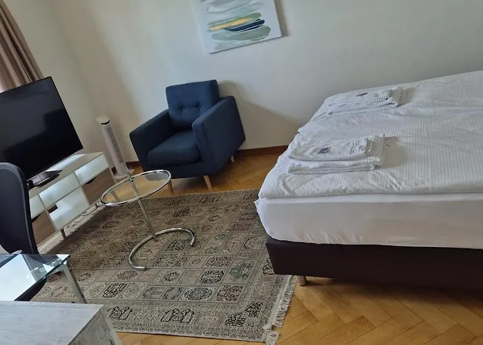Appartement Very Spacious With Balcony - Parkview 2 *