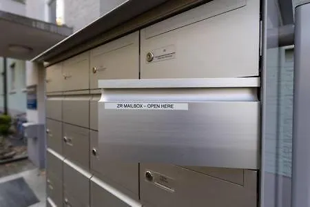 Very Spacious With Balcony - Parkview 2 Apartment *